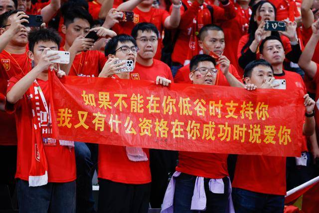 阿媒：博卡边锋泽巴罗斯可能转会那不勒斯，价格1000万至1200万欧